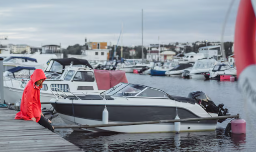 Essential Factors To Consider When Evaluating Pontoon Boat Makers